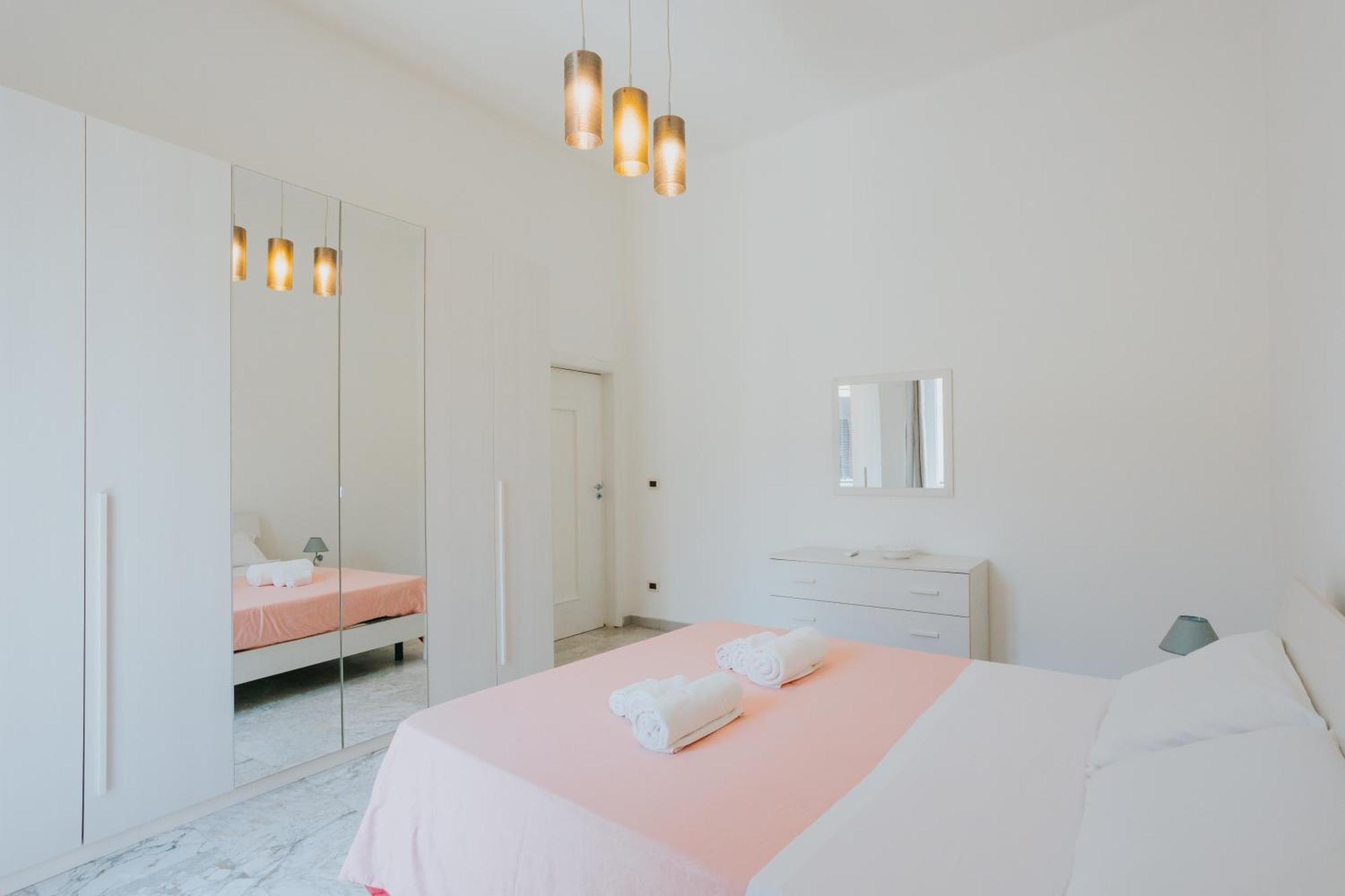 B&B Nuovo Reale - Centro Storico レッチェ エクステリア 写真