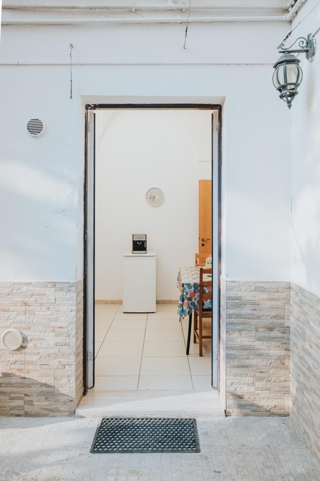 B&B Nuovo Reale - Centro Storico レッチェ エクステリア 写真