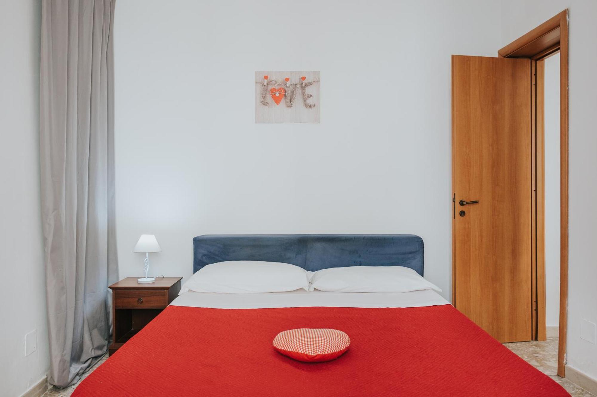 B&B Nuovo Reale - Centro Storico レッチェ エクステリア 写真