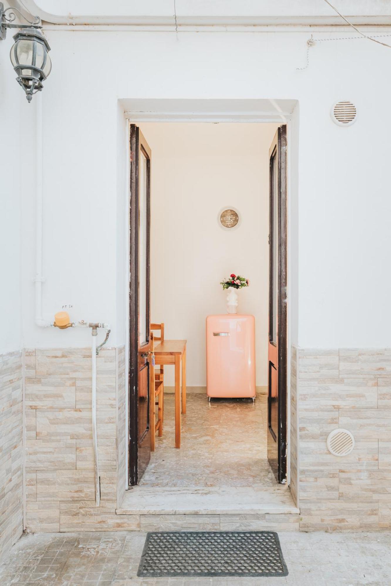 B&B Nuovo Reale - Centro Storico レッチェ エクステリア 写真